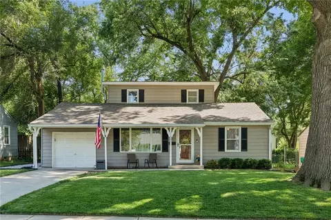 11507 W 69th St, Shawnee, KS 66203
