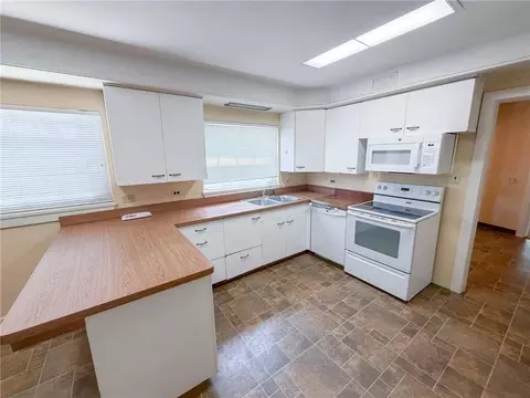 Kitchen - 401 E Broadway St, Iola, KS 66749 photo 2 of 6