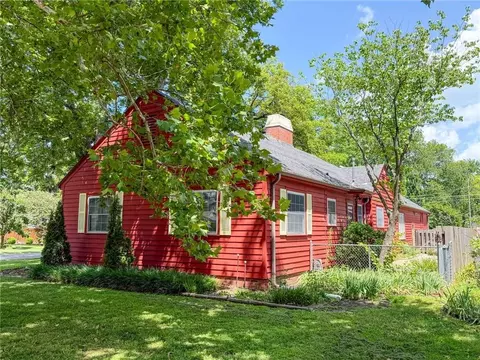 Exterior - 401 E Broadway St, Iola, KS 66749 photo 7 of 8