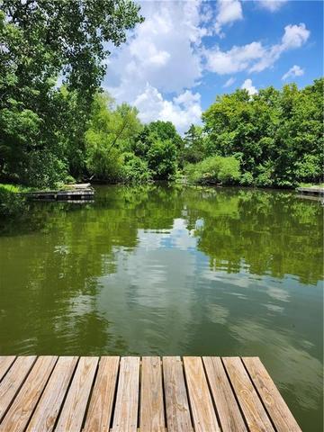 10 Deepwoods Dr, Linn Valley, KS 66040