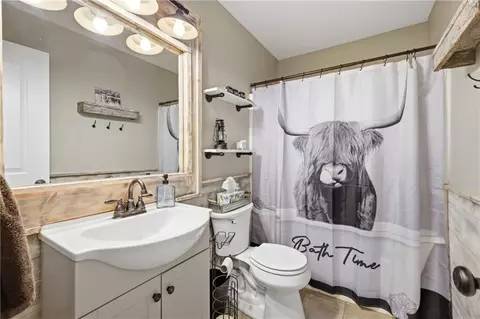 Bath - 14711 NE State Route E Hwy, Adrian, MO 64720 photo 1 of 3
