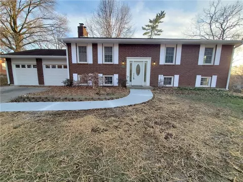 Exterior - 15 Circle Dr, Warrensburg, MO 64093 photo 4 of 4