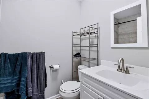 Bath - 15 Circle Dr, Warrensburg, MO 64093 photo 1 of 3