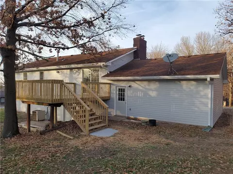 Exterior - 15 Circle Dr, Warrensburg, MO 64093 photo 2 of 4