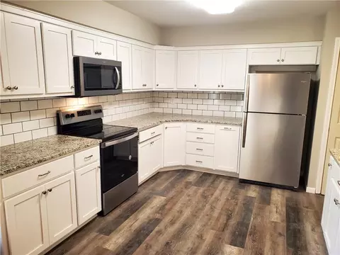 Kitchen - 15 Circle Dr, Warrensburg, MO 64093 photo 1 of 2