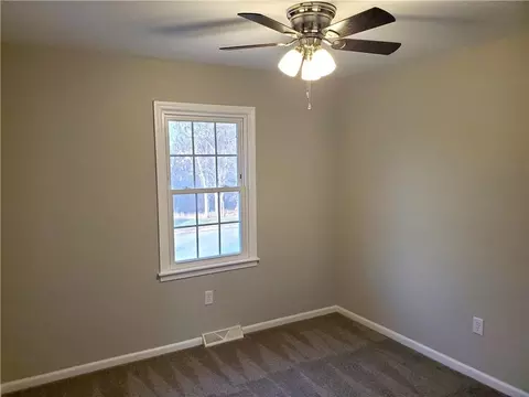 Bedroom - 15 Circle Dr, Warrensburg, MO 64093 photo 3 of 3