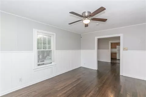 11324 E 14th St, Independence, MO 64052 photo 5