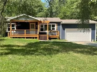 11010 N Holmes St, Kansas City, MO 64155
