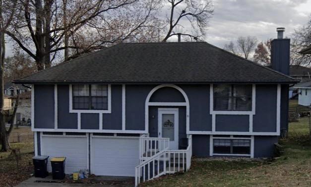 5209 NE 46th St, Kansas City, MO 64117