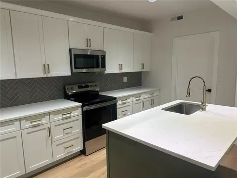 Kitchen - 201 E 5th St, Edgerton, KS 66021 photo 2 of 4