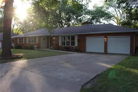 602 Pierson St, Excelsior Springs, MO 64024