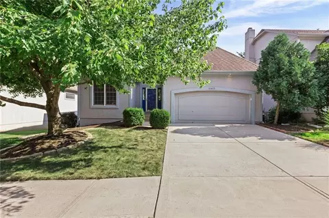 11413 W 114th St, Overland Park, KS 66210
