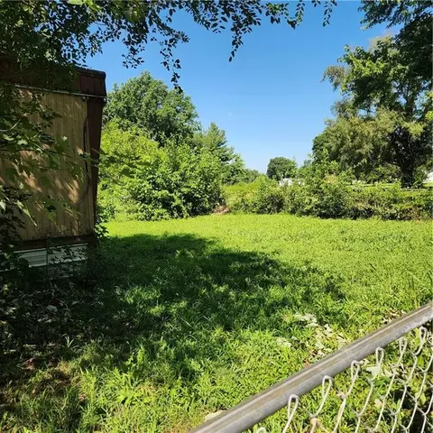 200 W 5th St, Henrietta, MO 64036 photo 3