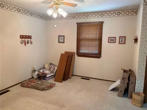 Bedroom - 3100 Regency Dr, Independence, KS 67301 photo 1 of 4