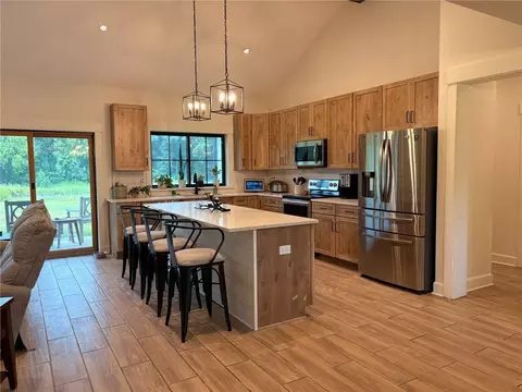 Kitchen - 1102 E 1033 Rd, Lawrence, KS 66047 photo 3 of 4