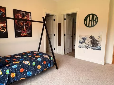 Bedroom - 1102 E 1033 Rd, Lawrence, KS 66047 photo 3 of 4