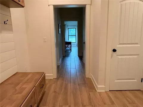 Entry Way - 1102 E 1033 Rd, Lawrence, KS 66047 photo 4 of 4