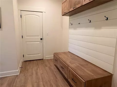 Entry Way - 1102 E 1033 Rd, Lawrence, KS 66047 photo 3 of 4