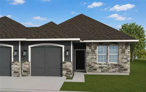 220 Timber Ridge Dr, Raymore, MO 64083 photo 1