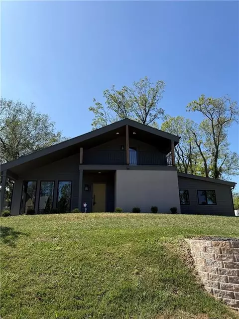 2522 Cissna St, Kansas City, KS 66104