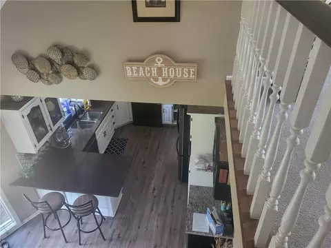 Entry Way - 822 SW Lighthouse Pt, Lees Summit, MO 64082 photo 4 of 6