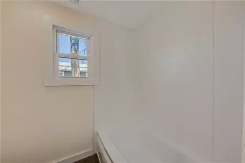 Bath - 304 S Chestnut St, La Monte, MO 65337 photo 2 of 3