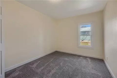 Bedroom - 304 S Chestnut St, La Monte, MO 65337 photo 1 of 9
