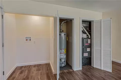 Other - 304 S Chestnut St, La Monte, MO 65337 photo 4 of 21
