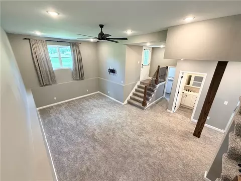 Living - 403 N Devasher Rd, Warrensburg, MO 64093 photo 2 of 3