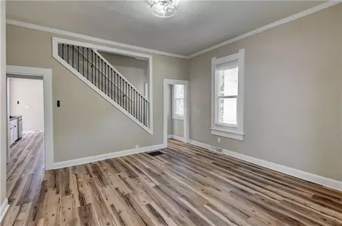 Living - 511 E Green St, Clinton, MO 64735 photo 1 of 6