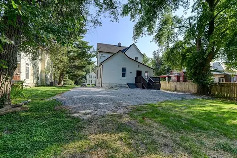 Exterior - 511 E Green St, Clinton, MO 64735 photo 13 of 18