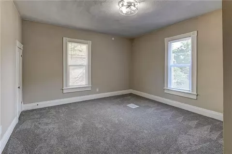 Bedroom - 511 E Green St, Clinton, MO 64735 photo 3 of 9