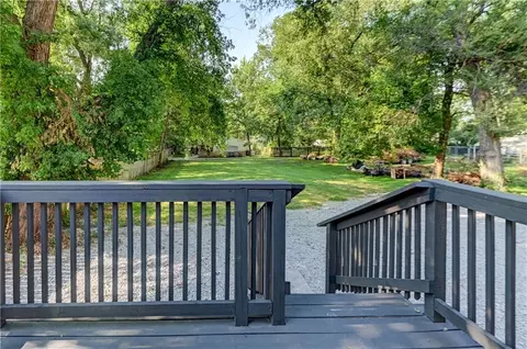 Exterior - 511 E Green St, Clinton, MO 64735 photo 16 of 18