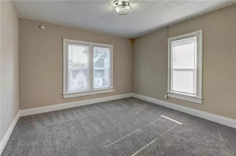 Bedroom - 511 E Green St, Clinton, MO 64735 photo 8 of 9