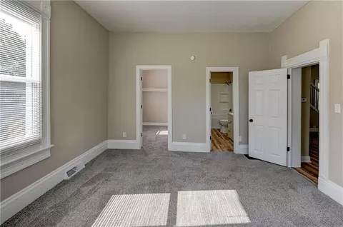 Bedroom - 511 E Green St, Clinton, MO 64735 photo 2 of 9