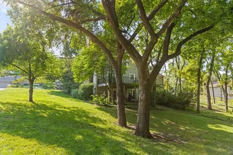 Exterior - 316 Boulder St, Lawrence, KS 66049 photo 9 of 10
