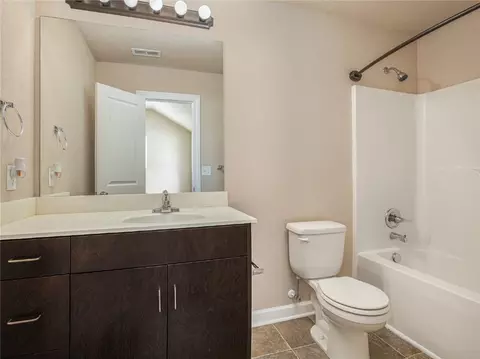Bath - 254 Pointe Ln, Raymore, MO 64083 photo 1 of 2