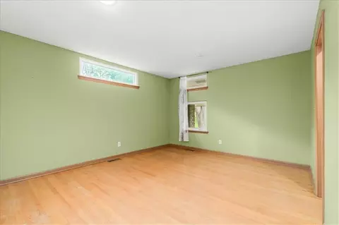 Bedroom - 11806 E 39th St, Independence, MO 64052 photo 2 of 2