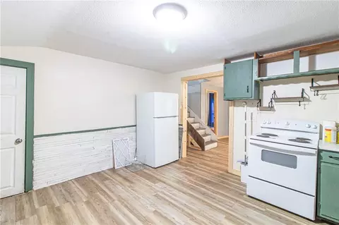 Entry Way - 210 N Main St, Centerview, MO 64019 photo 1 of 1