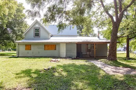 Other - 210 N Main St, Centerview, MO 64019 photo 2 of 2
