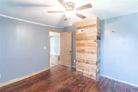 Bedroom - 210 N Main St, Centerview, MO 64019 photo 1 of 4