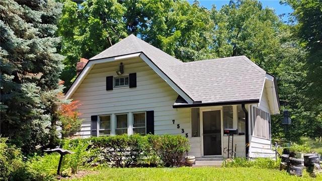 7535 Mcgee St, Kansas City, MO 64114