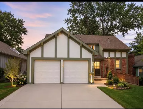 7203 Mastin St, Merriam, KS 66203