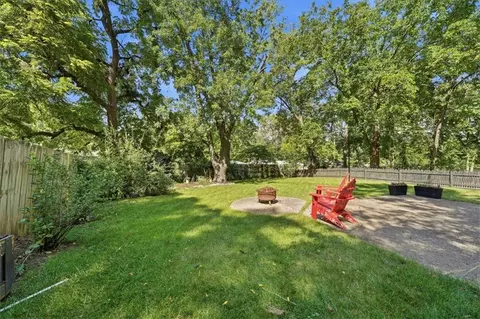 Exterior - 928 E Drumm Cir, Independence, MO 64055 photo 16 of 16