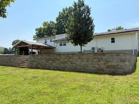 Exterior - 8381 Pratt Rd, Atchison, KS 66002 photo 10 of 11