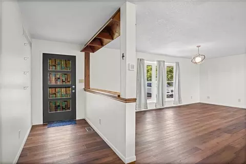Entry Way - 8381 Pratt Rd, Atchison, KS 66002 photo 1 of 1