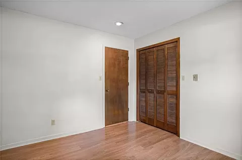 Bedroom - 8381 Pratt Rd, Atchison, KS 66002 photo 2 of 8