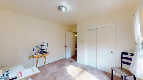 Bedroom - 1418 N Cedar St, Nevada, MO 64772 photo 5 of 6