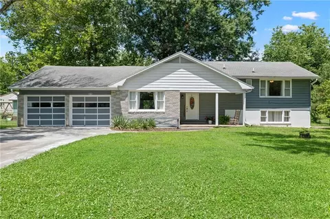 2315 E 16th St, Sedalia, MO 65301