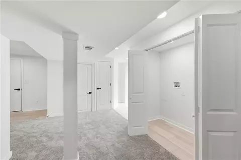 Entry Way - 19607 Fightmaster Rd, Trimble, MO 64492 photo 6 of 8